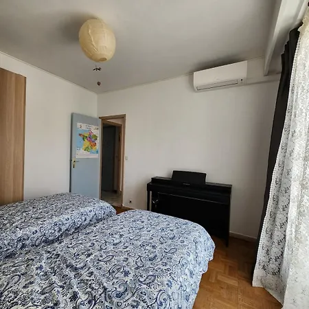 Apartment Air-conditioned Near Sea 4-6 People Nice